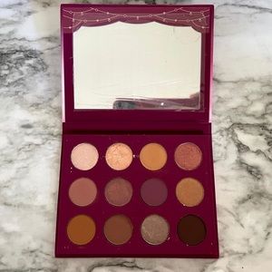 Colourpop “You Had Me At Hello” Pallet